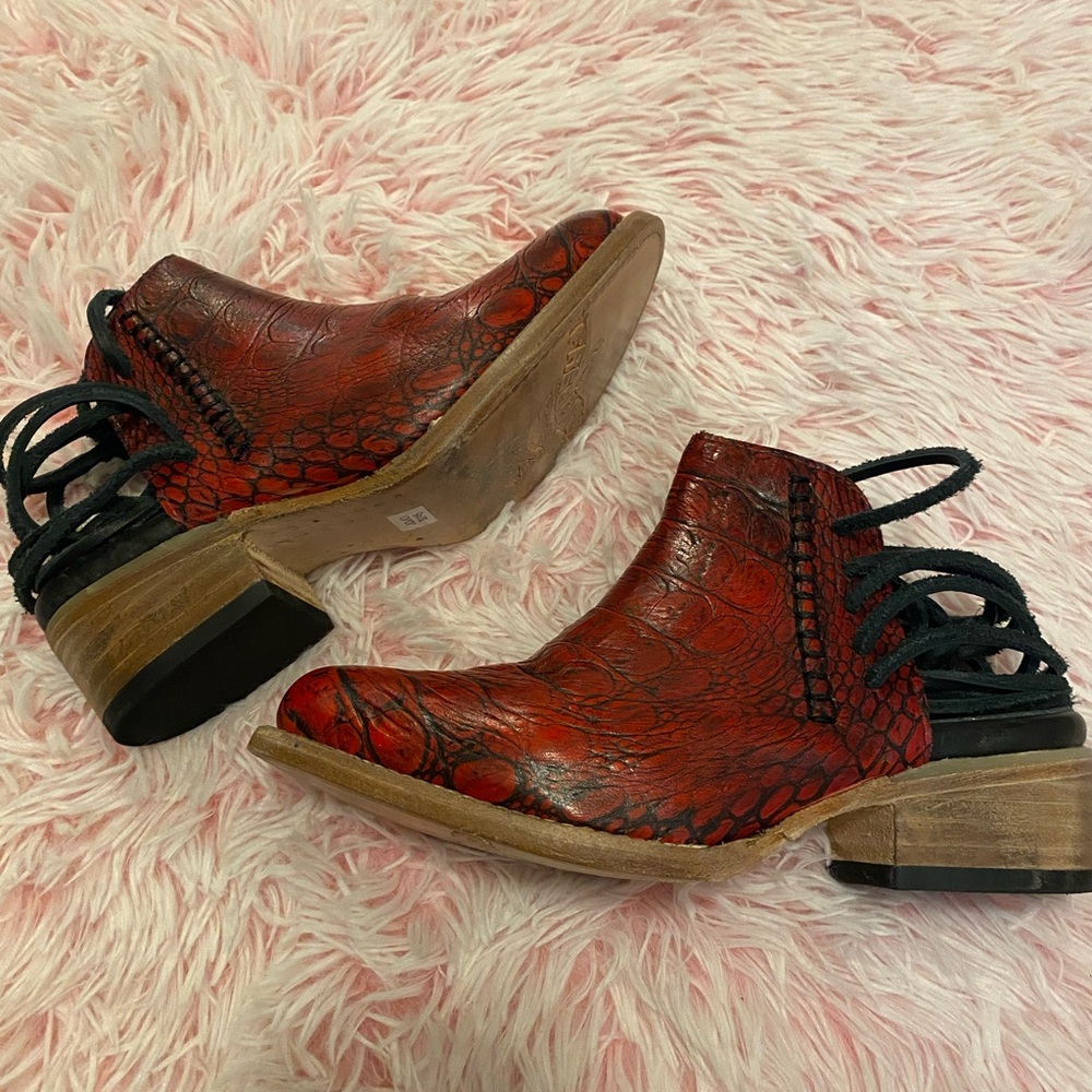 Freebird Red Textured Ankle Booties